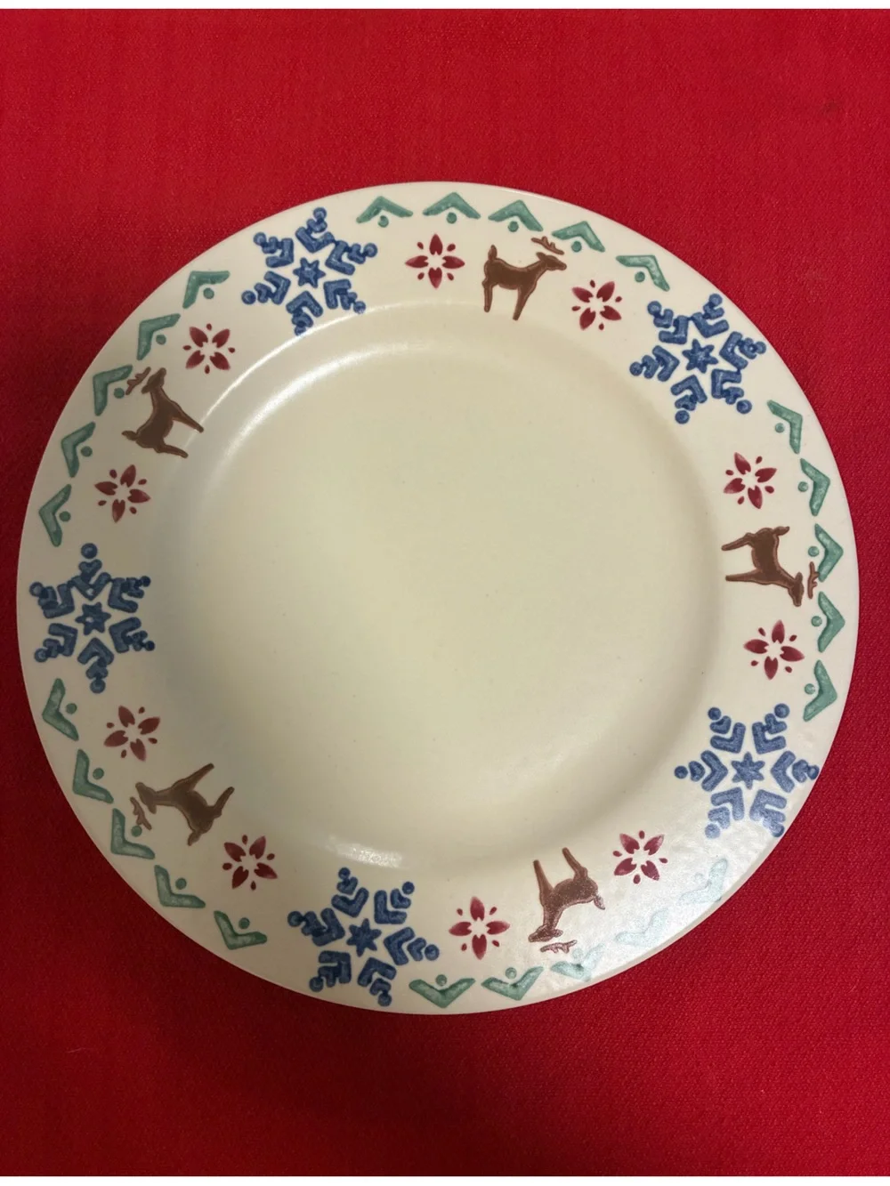 Set of 2 Pfaltzgraff Nordic Christmas Dinner Plates - Reindeer & Snowflakes